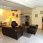 Bed & Breakfast Manoir De Savigny Valognes