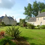 Manoir De Savigny