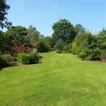 Bed & Breakfast Manoir De Savigny