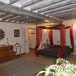 Manoir De Savigny Couette-café 3*