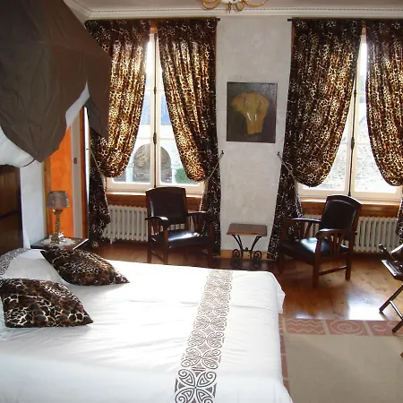 Bed & Breakfast Manoir De Savigny 3*