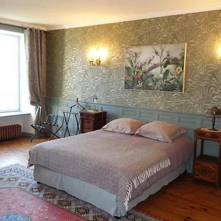 Bed & Breakfast Manoir De Savigny