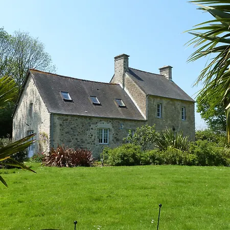 Manoir De Savigny 3*