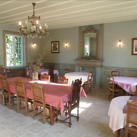 B&B Manoir De Savigny 발로뉴