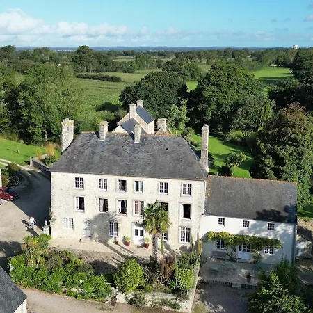 Manoir De Savigny 3*