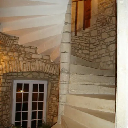 Manoir De Savigny Bed & Breakfast 3*
