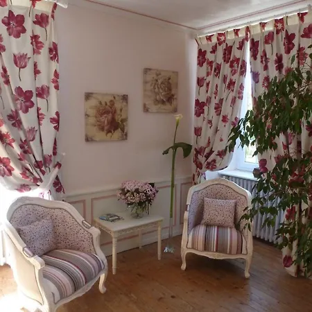 Manoir De Savigny Bed & Breakfast 3*