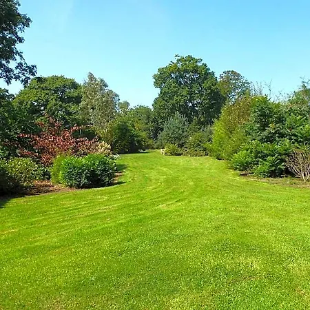 Manoir De Savigny 3*