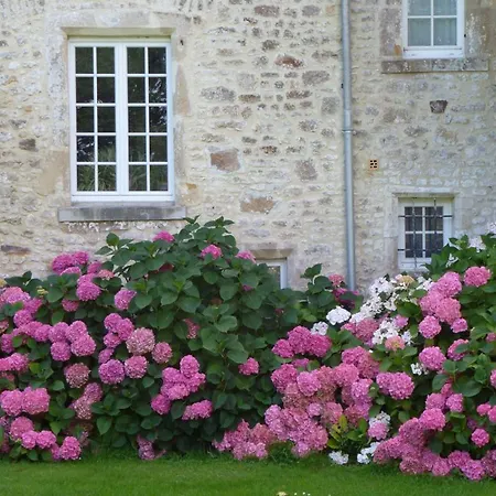 Manoir De Savigny Couette-café 3*