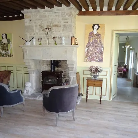 Manoir De Savigny Bed & Breakfast