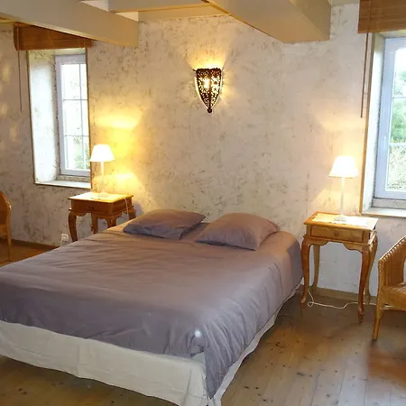 Manoir De Savigny 2* Valognes