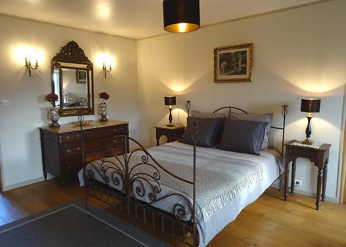 Manoir De Savigny Bed & Breakfast