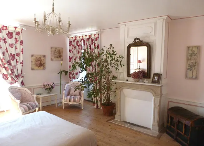 Manoir De Savigny Bed & Breakfast