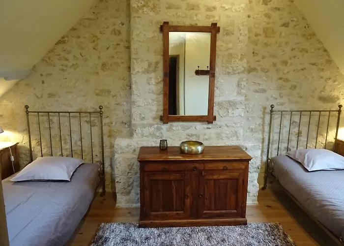 Bed & Breakfast Manoir De Savigny 3*